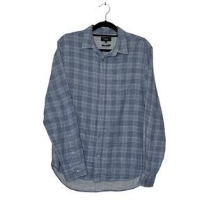 Vince blue plaid size Medium fit shirt long sleeves buttoned classic